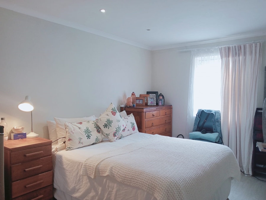 To Let 2 Bedroom Property for Rent in Onrus Western Cape